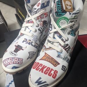 Men's Timberland 6" boots